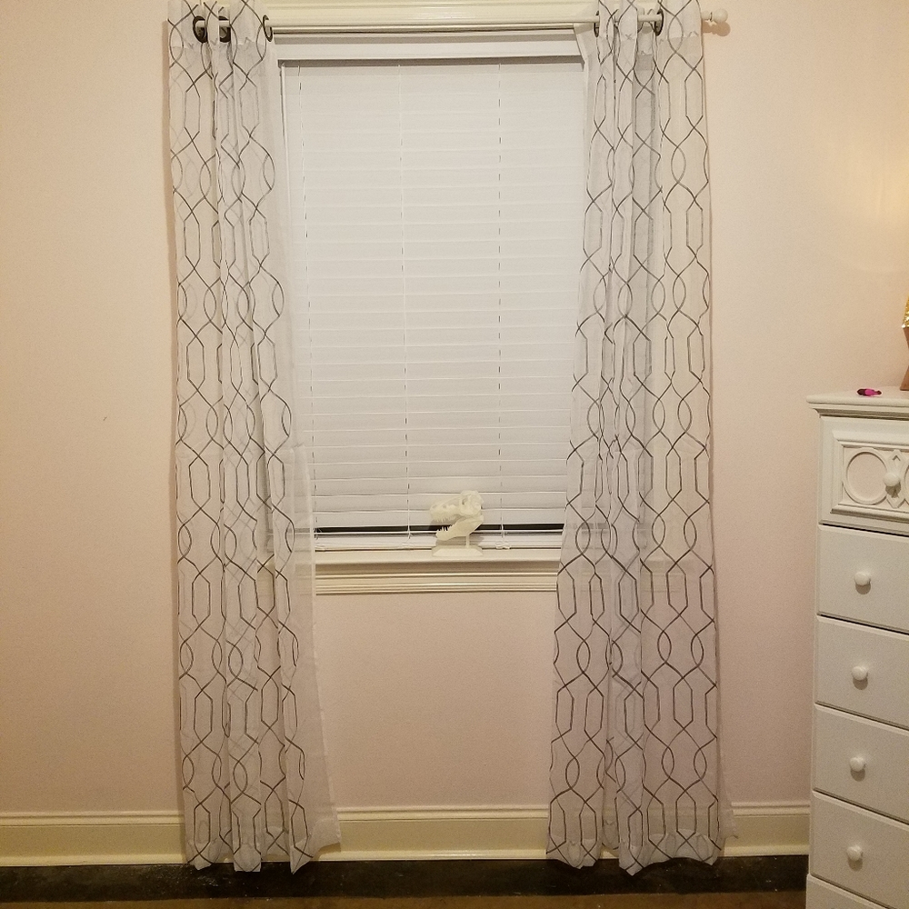 Sheer Curtains